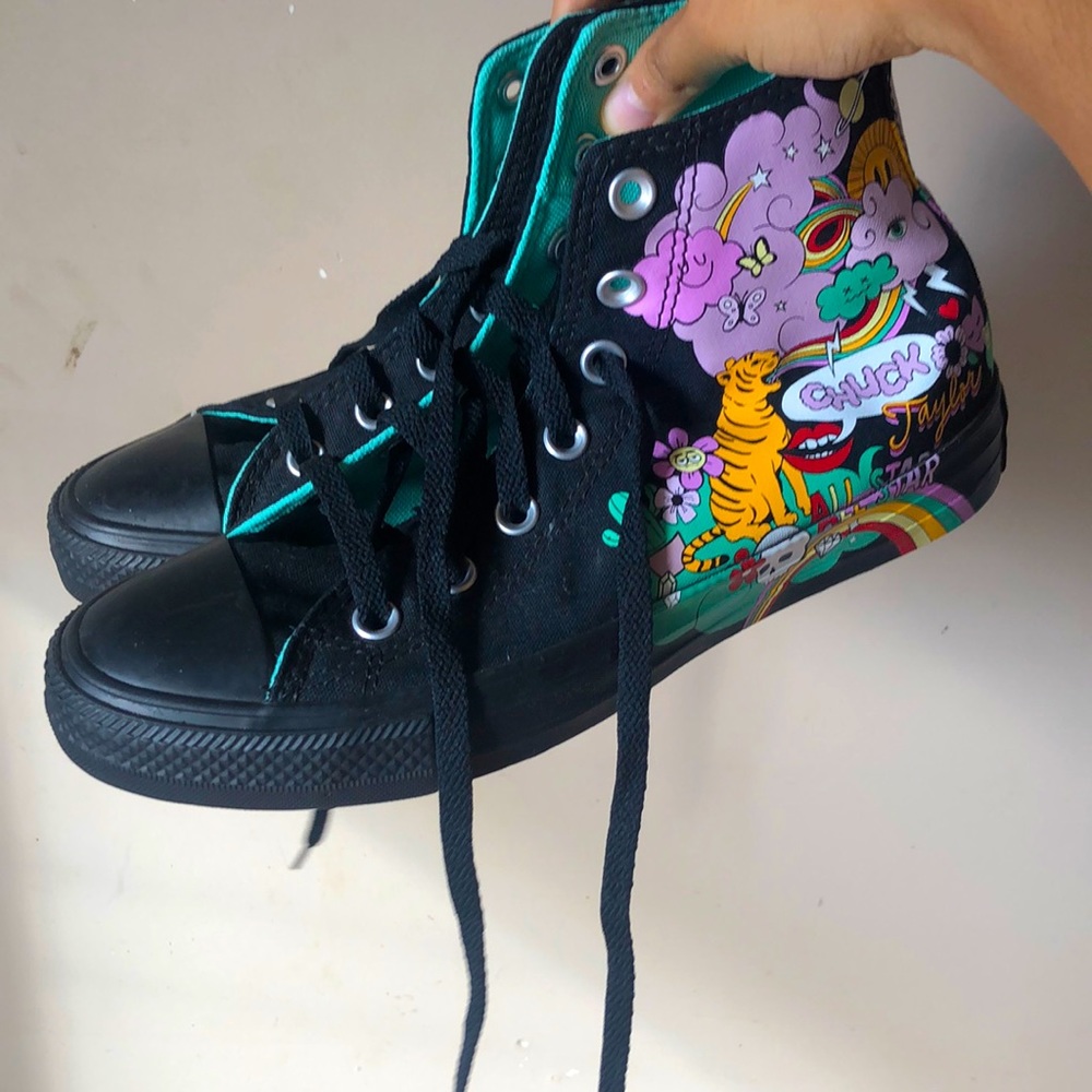 pyschedelic hoops black high top converse